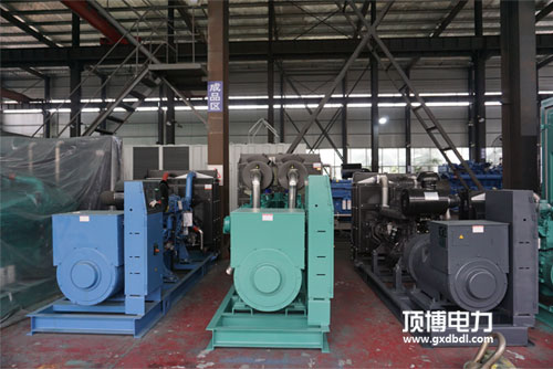 柴油發(fā)動(dòng)機(jī)氣缸型號(hào)L、V代表什么？