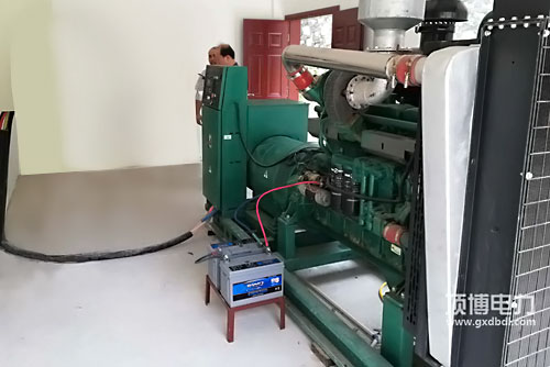 發(fā)動(dòng)機(jī)應(yīng)該加什么型號(hào)的機(jī)油？是越稀越好嗎