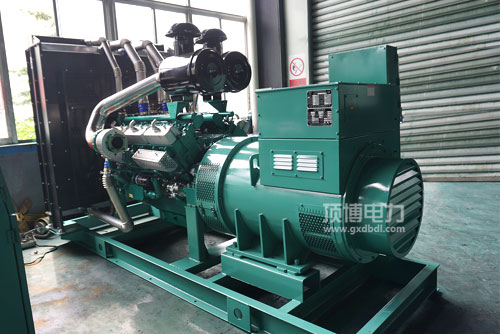 機(jī)油過(guò)多有哪幾種損害，應(yīng)加多少柴油發(fā)電機(jī)機(jī)油適宜？